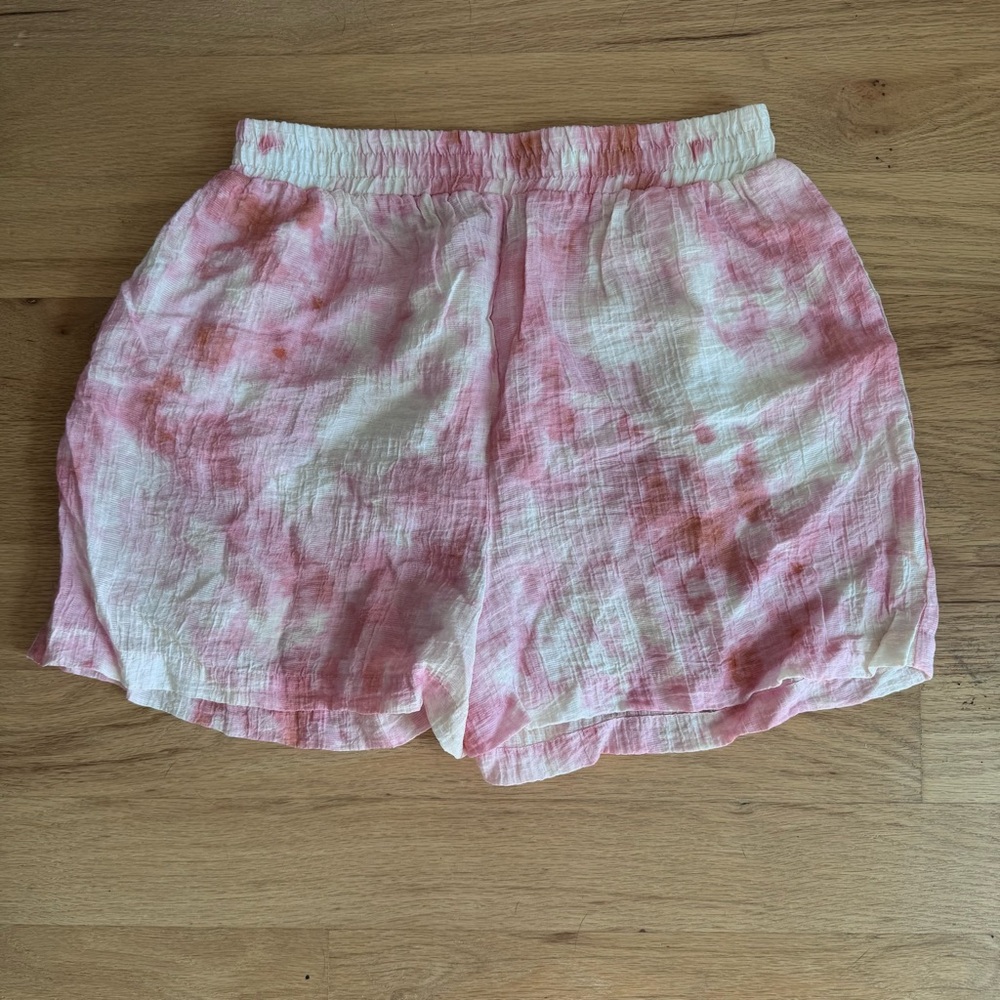 Zara Pink and White High Waist Shorts